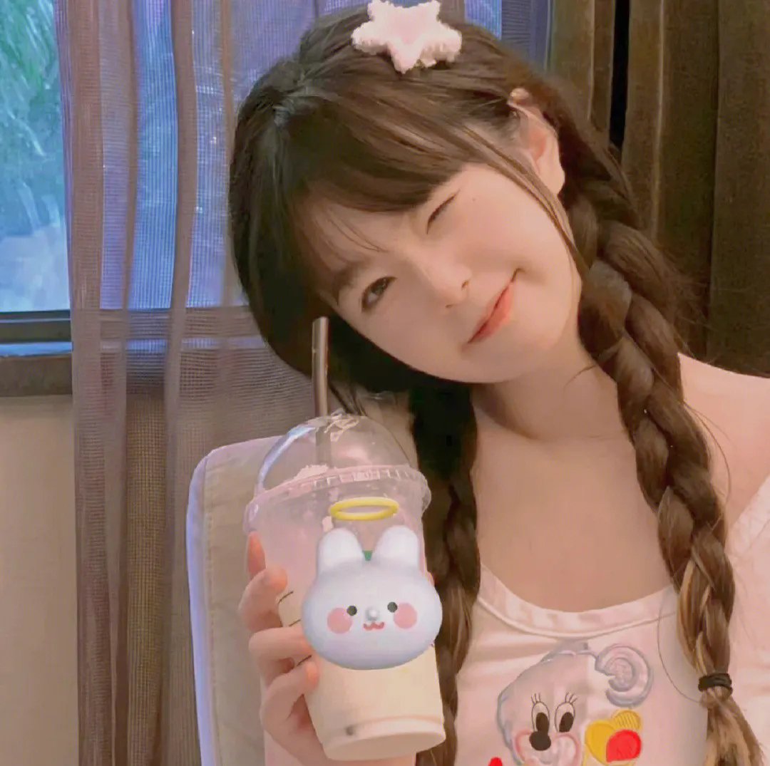 艾蜜莉·布莱尔的秘密